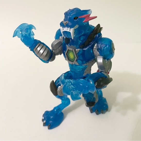 MrBeast Lab Mutators Stealth Panther Action Figure - Picture 13 of 14